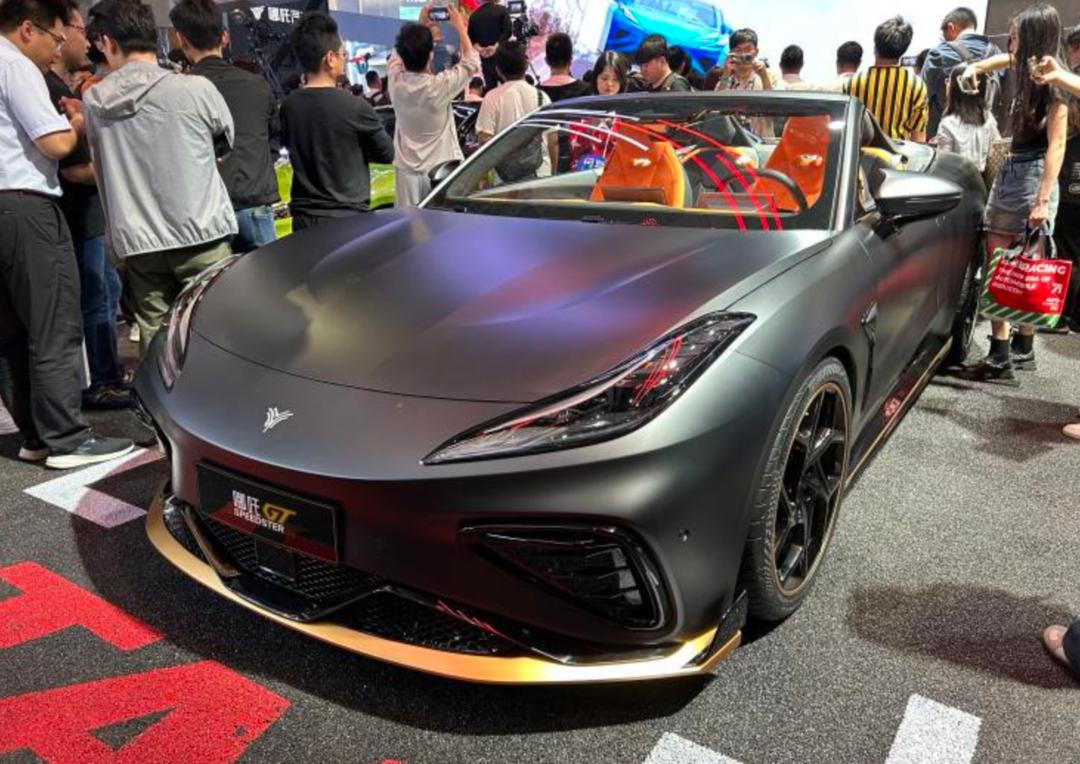 哪吒gt首付60000月供多少钱,24年哪吒gt无眉版是什么样子