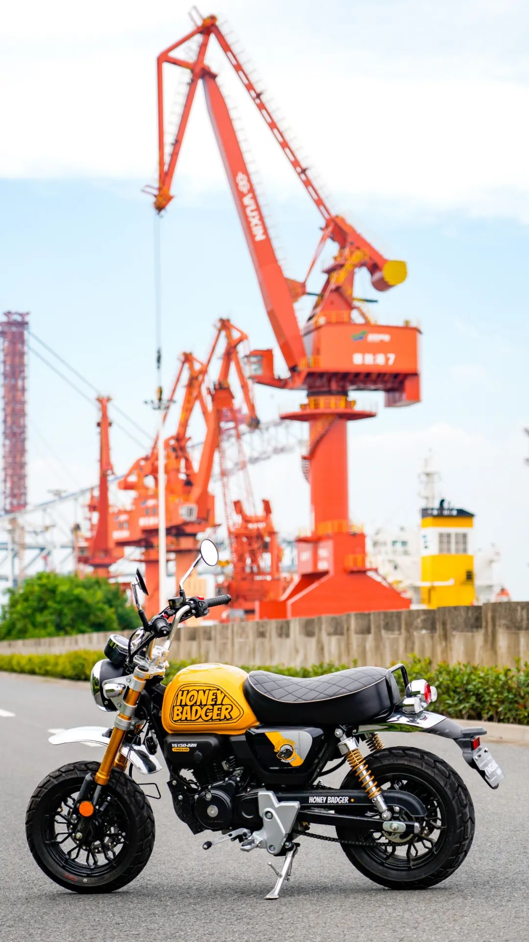 银钢蜜獾150动力,鲸150和蜜獾150哪个油耗小