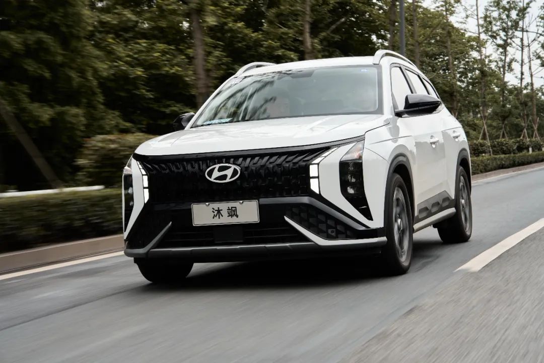 最新款现代沐飒试驾视频,现代suv沐飒和逍客哪个好