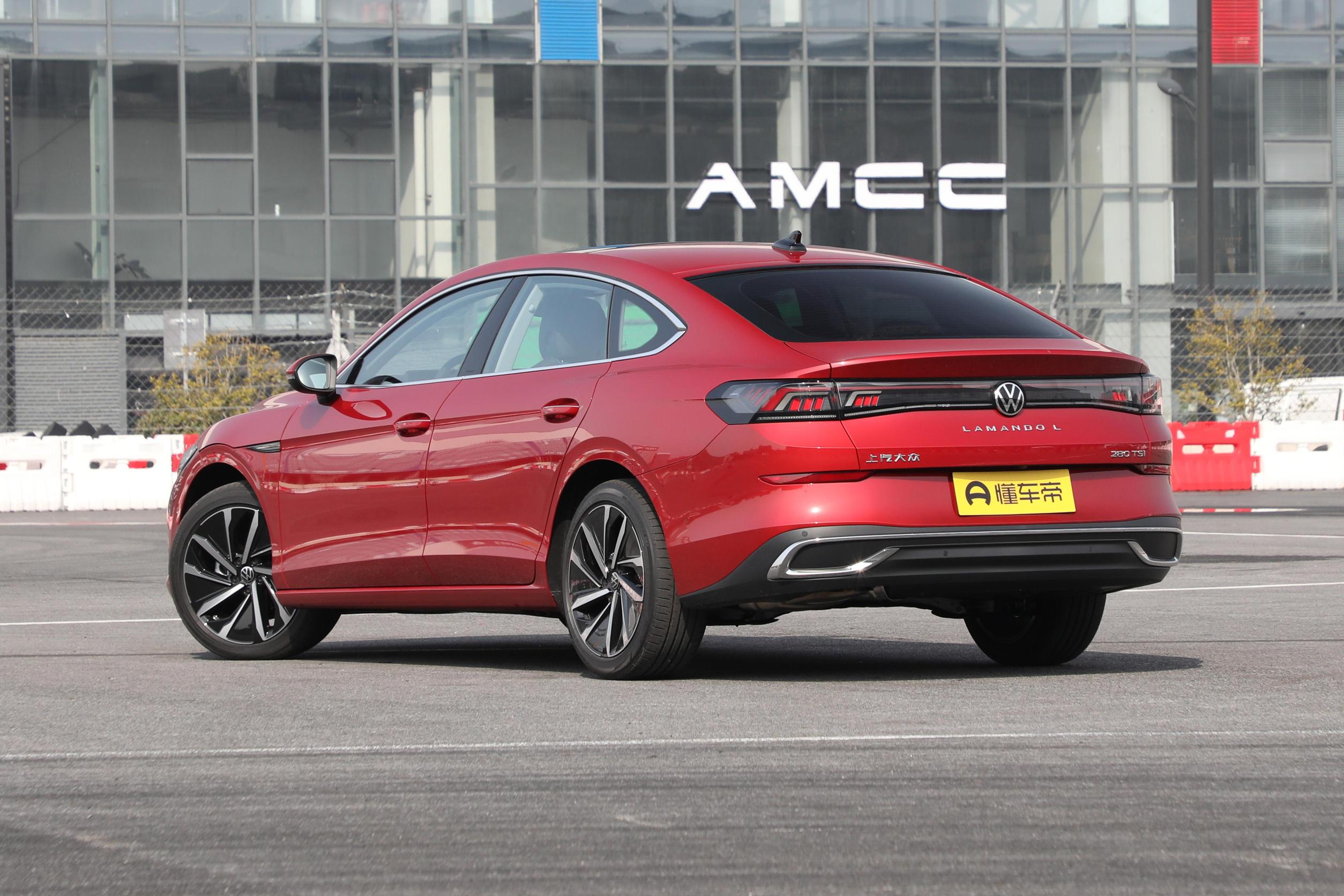 2022款凌渡无框车门中配落地价,买19款大众凌渡十大忠告