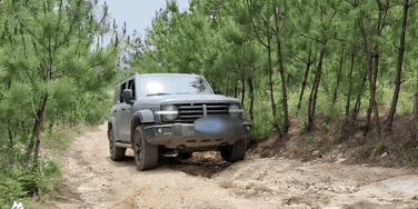 烂路开车技巧讲解视频,新手小白越野注意事项