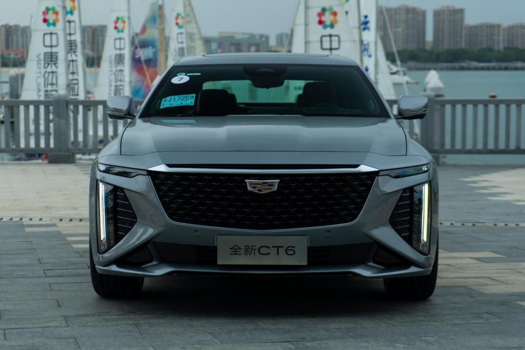 38号车评凯迪拉克ct6试驾视频,凯迪拉克ct6超级巡航旗舰版试驾