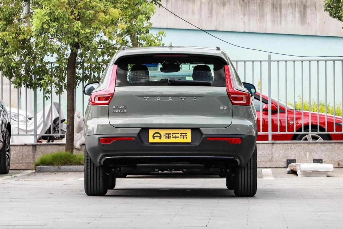 沃尔沃xc40和凯迪拉克xt4选哪个,沃尔沃xc40和凯迪拉克xt4怎么选