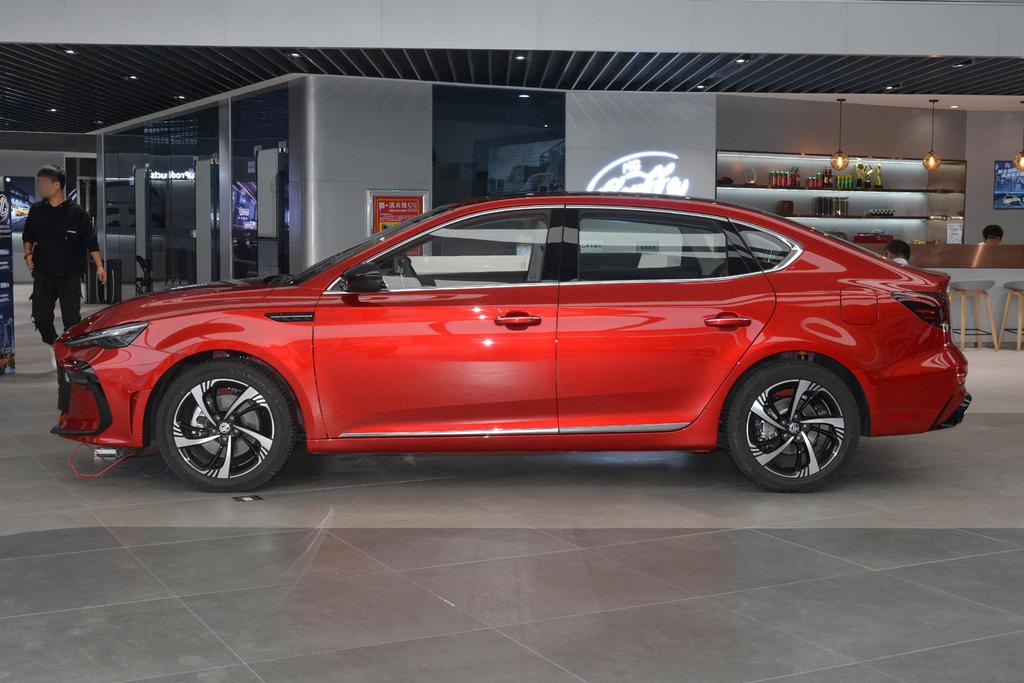 mg6新能源试乘试驾,试驾2013款名爵mg6视频