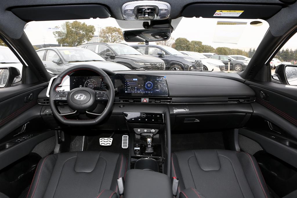 现代伊兰特精英版驾驶体验,全新伊兰特运动范儿