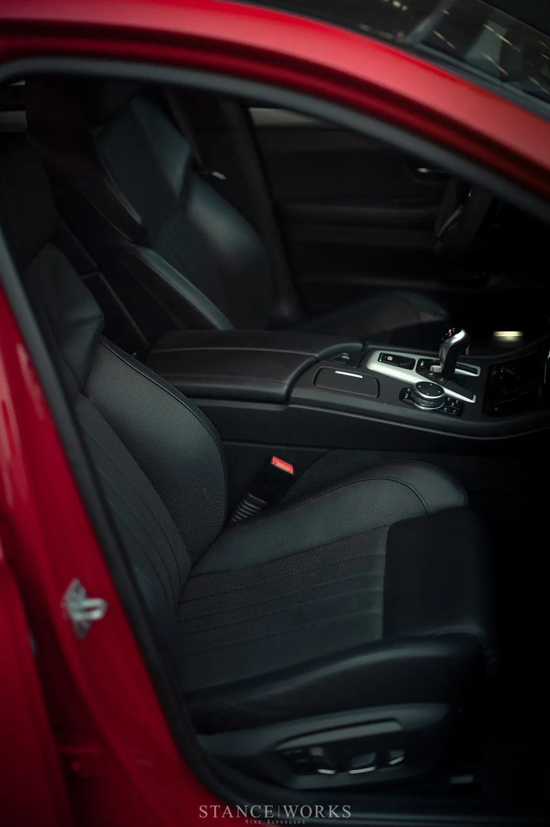 不到20万的宝马m5新款,性能不输s5