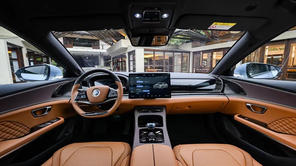 比亚迪汉ev冠军版顶配沉浸式体验,感受中式豪华比亚迪汉ev