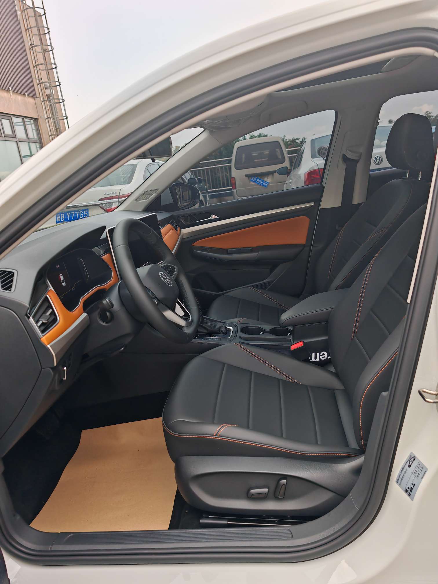 五六万左右能买哪一年的宝来,五六年车龄的宝来值得买吗