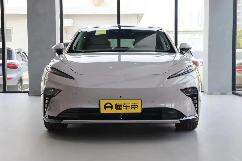 飞凡f7576续航,飞凡F7充电速度