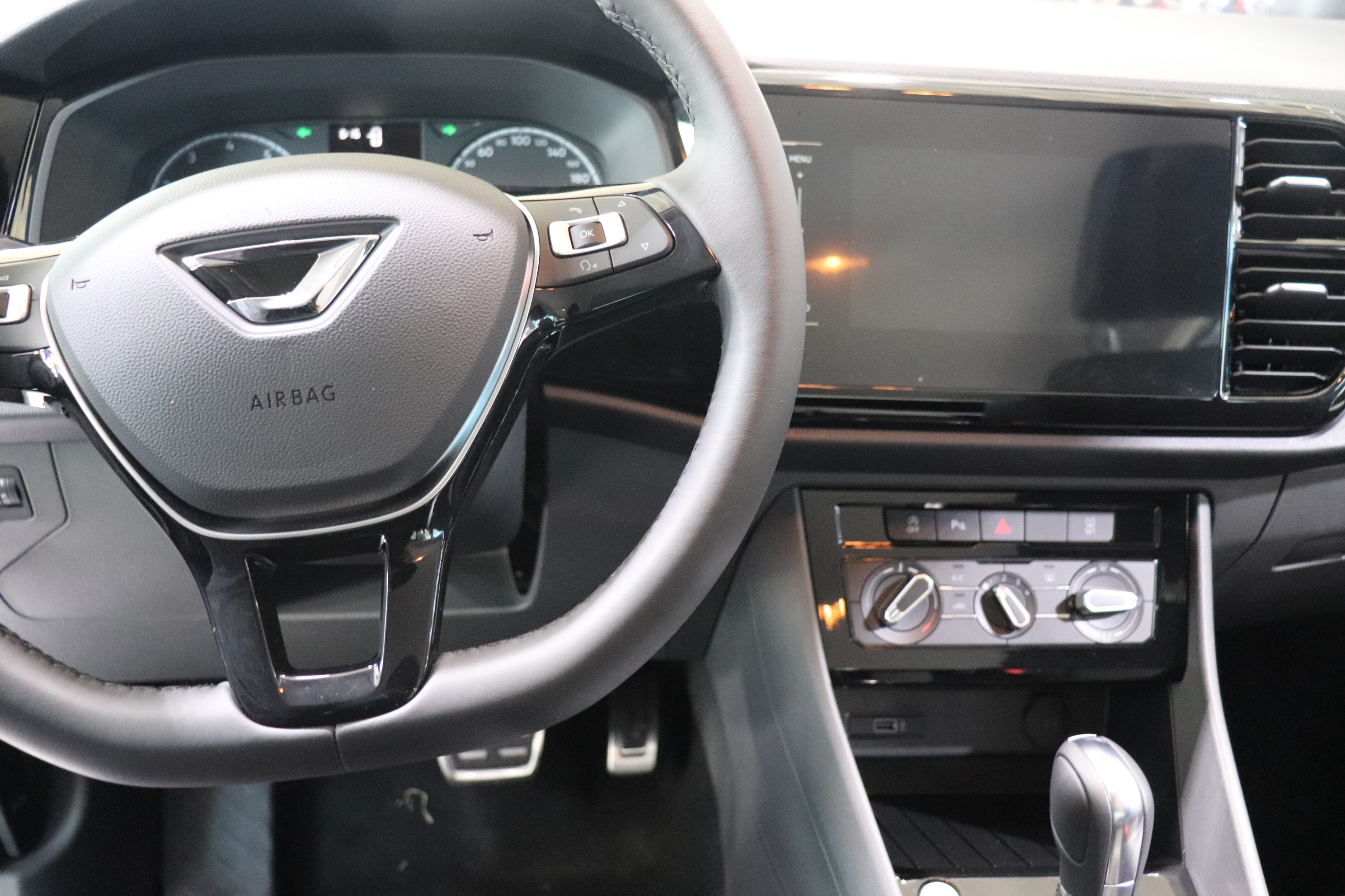 捷达suv新款vs5和xrv哪个值得入手,10万元的德系suv捷达vs5来袭