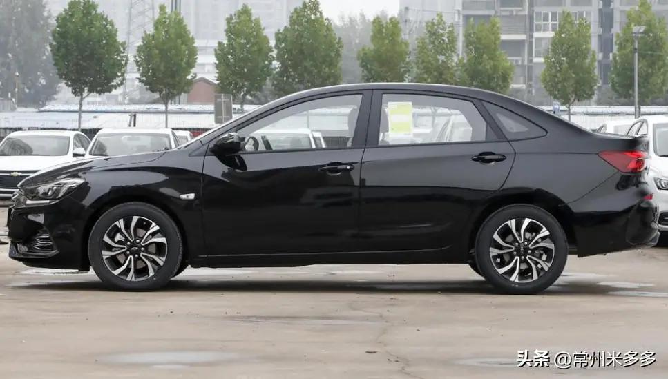 2023款雪佛兰科鲁泽1.3t黑武士,科鲁泽1.5t四缸rs黑武士多少钱落地