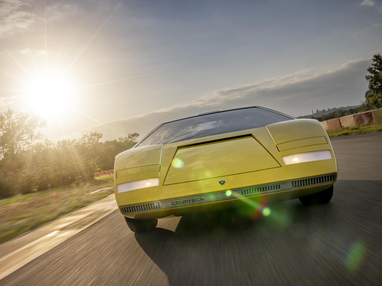 兰博基尼数据,兰博基尼值得买吗