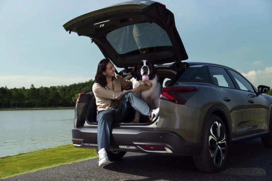 23款凡尔赛c5x各方面怎么样,和凡尔赛c5x同级别的车都有哪几款