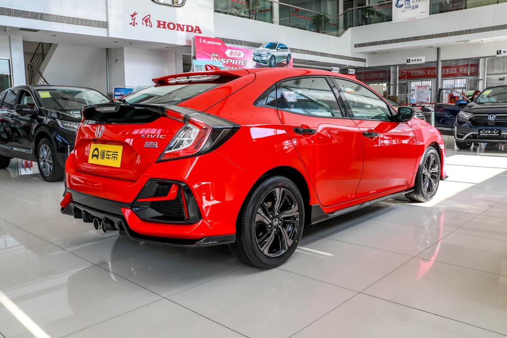 思域购置税减免政策后落地价,思域优惠2000元首付5成12期免息