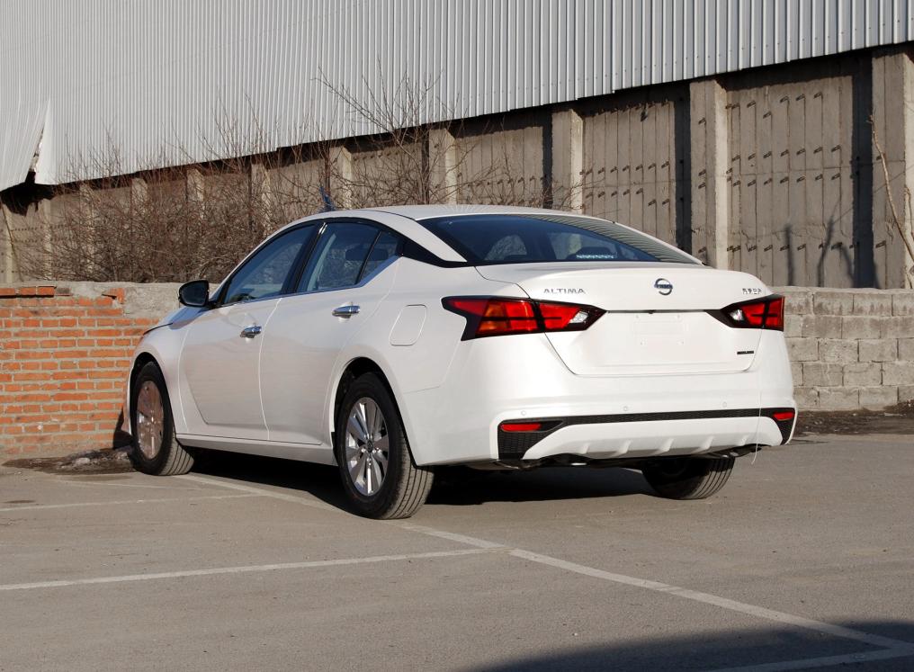 预算15万选台二手车，三款热门日系中级车推荐