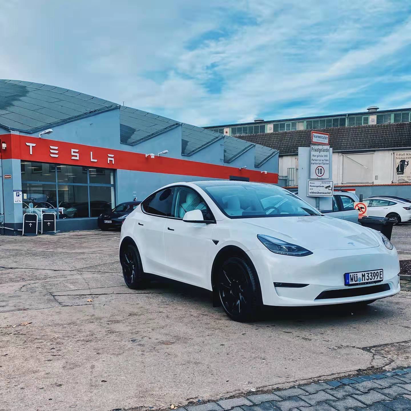 比亚迪销量超特斯拉成第一,电动汽车品牌质量排名2021特斯拉