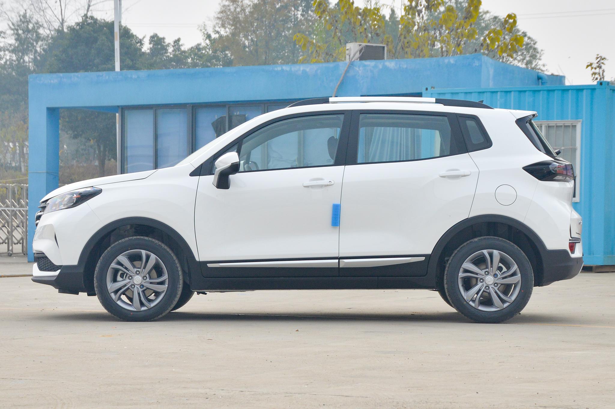 长安cs15最新测评,新款长安cs15评价如何