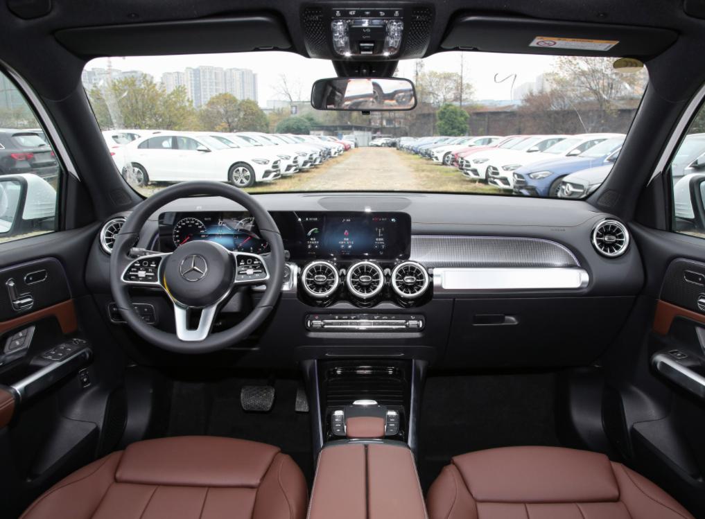 奔驰glb动力1.3t相当于什么动力,奔驰glb1.3t动力为什么那么强