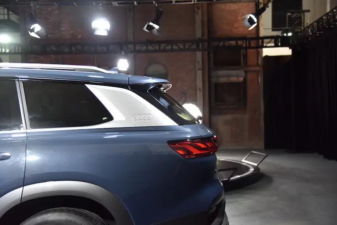 硬汉豪华全尺寸suv试驾上汽奥迪q6,奥迪q6对比奥迪q7