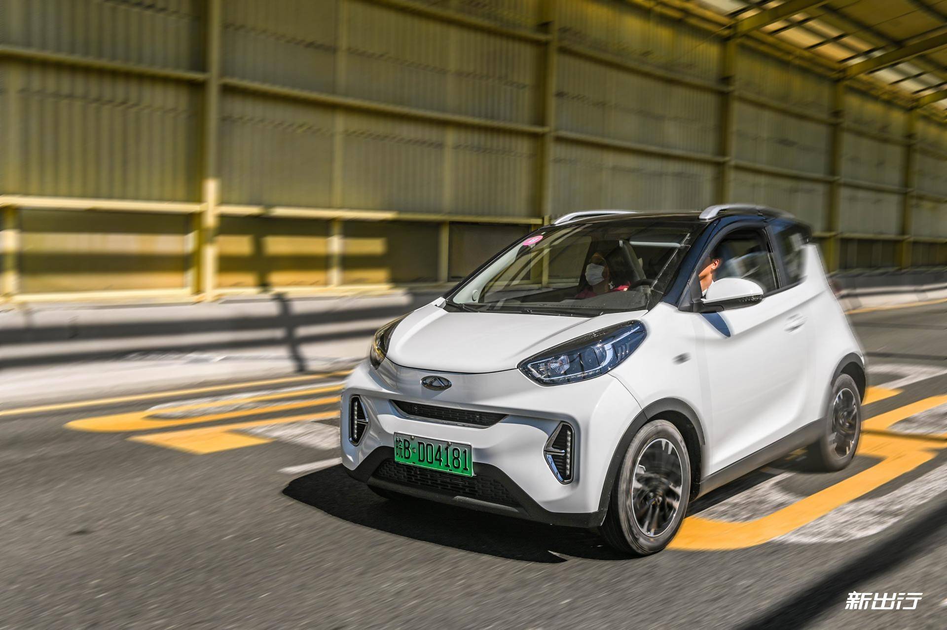 19款奇瑞小蚂蚁驾驶感受,奇瑞小蚂蚁甜粉款半糖55kw测评