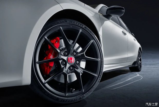 乘风竞速一露锋芒突破而生