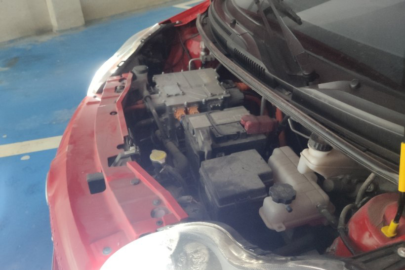 比亚迪远光大灯改装,比亚迪e1换大灯