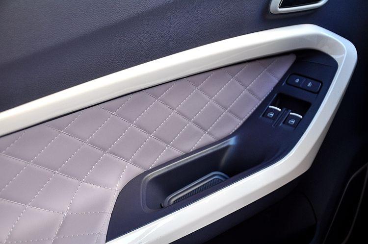 奇瑞小蚂蚁新款车主体验,奇瑞新能源小蚂蚁试驾视频