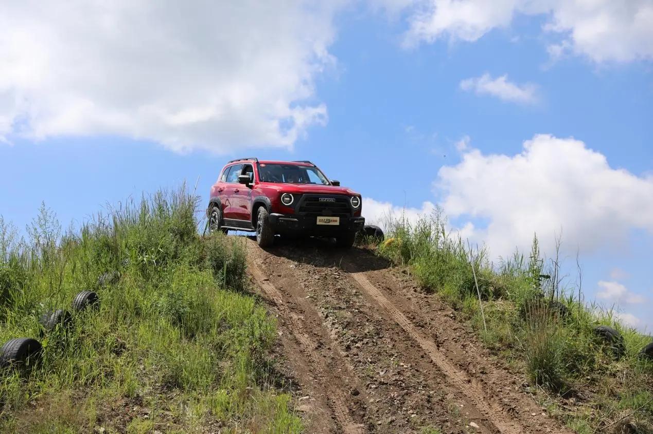 全新哈弗大狗追猎版解析,尽情释放野性试驾哈弗大狗追猎版