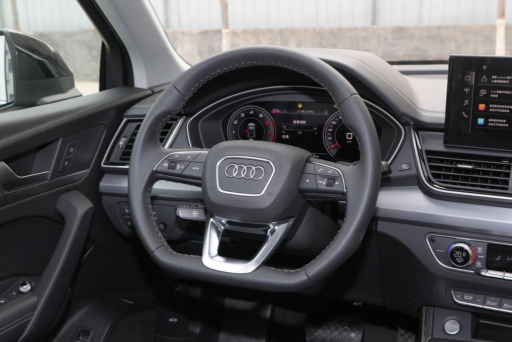 奥迪q5l二手车价格,奥迪q5lsportback和q5l哪个好