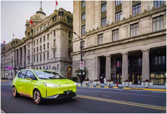 广汽合创z03潮智版价格,合创z03和埃安y哪个好