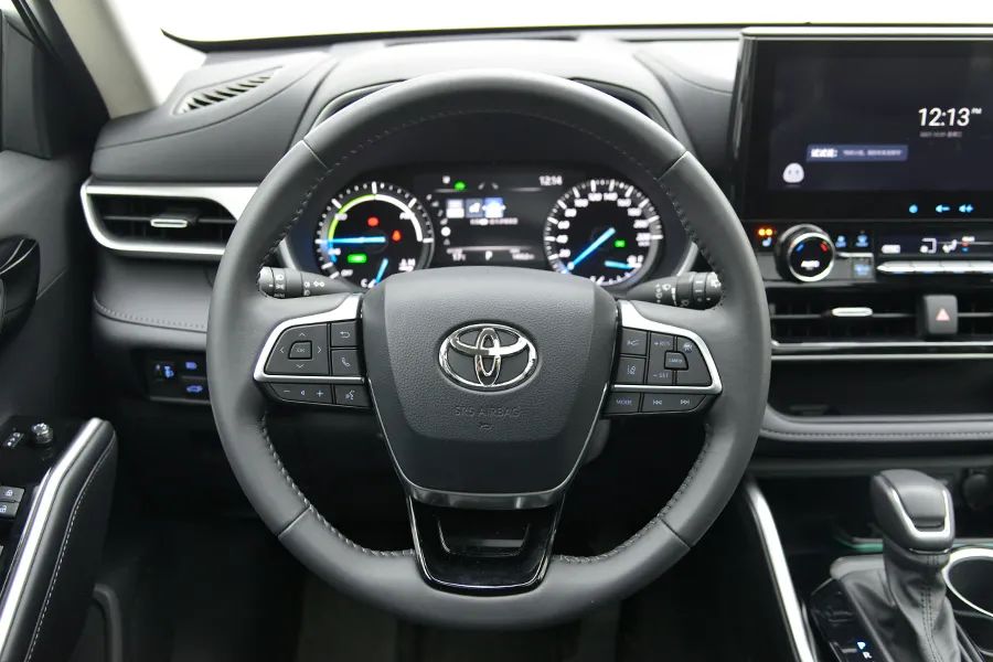 汉兰达骑士还是奶爸,老款汉兰达比新款好看