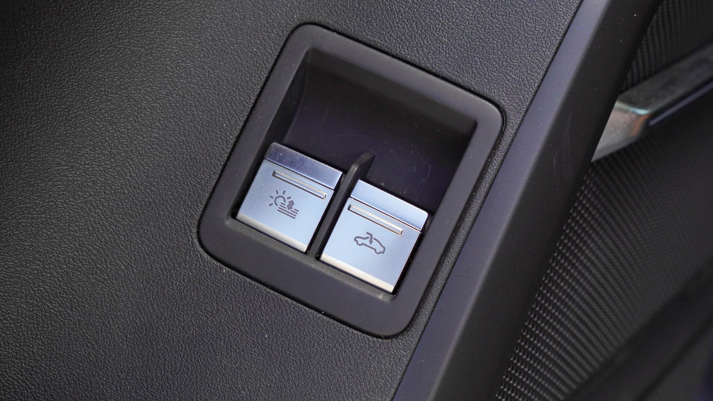 奥迪q66座suv什么时候上市的,奥迪q6奔驰gle350宝马x5怎么选择