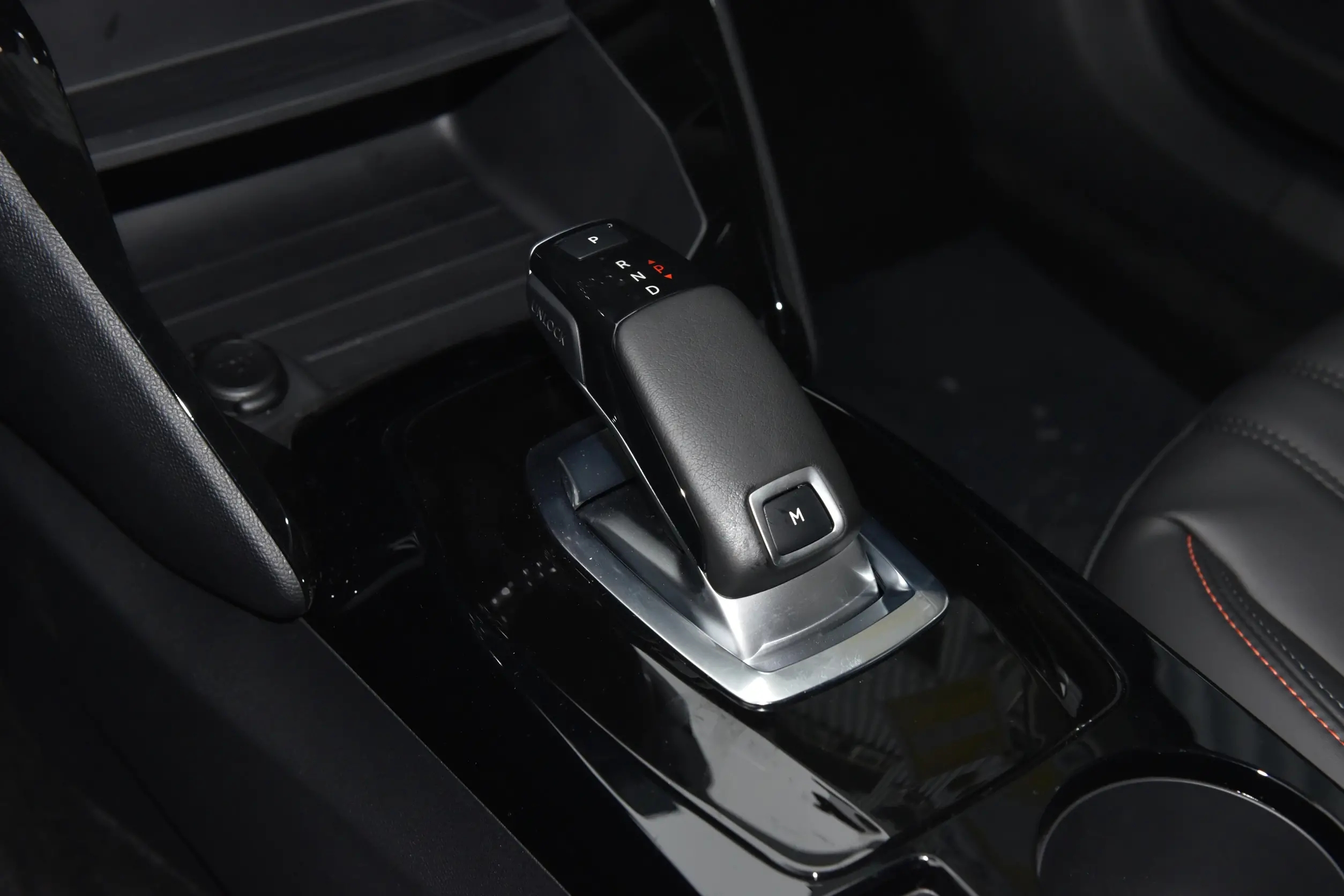 标致2008养车成本解析，每年需要花费14965元，燃油经济性正常