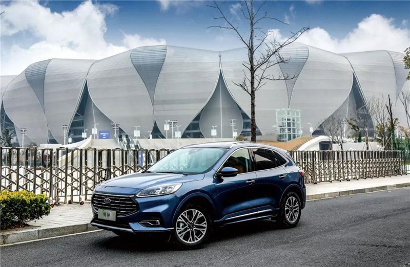 20万省油最安静最舒适的suv,20万左右内饰好省油的suv