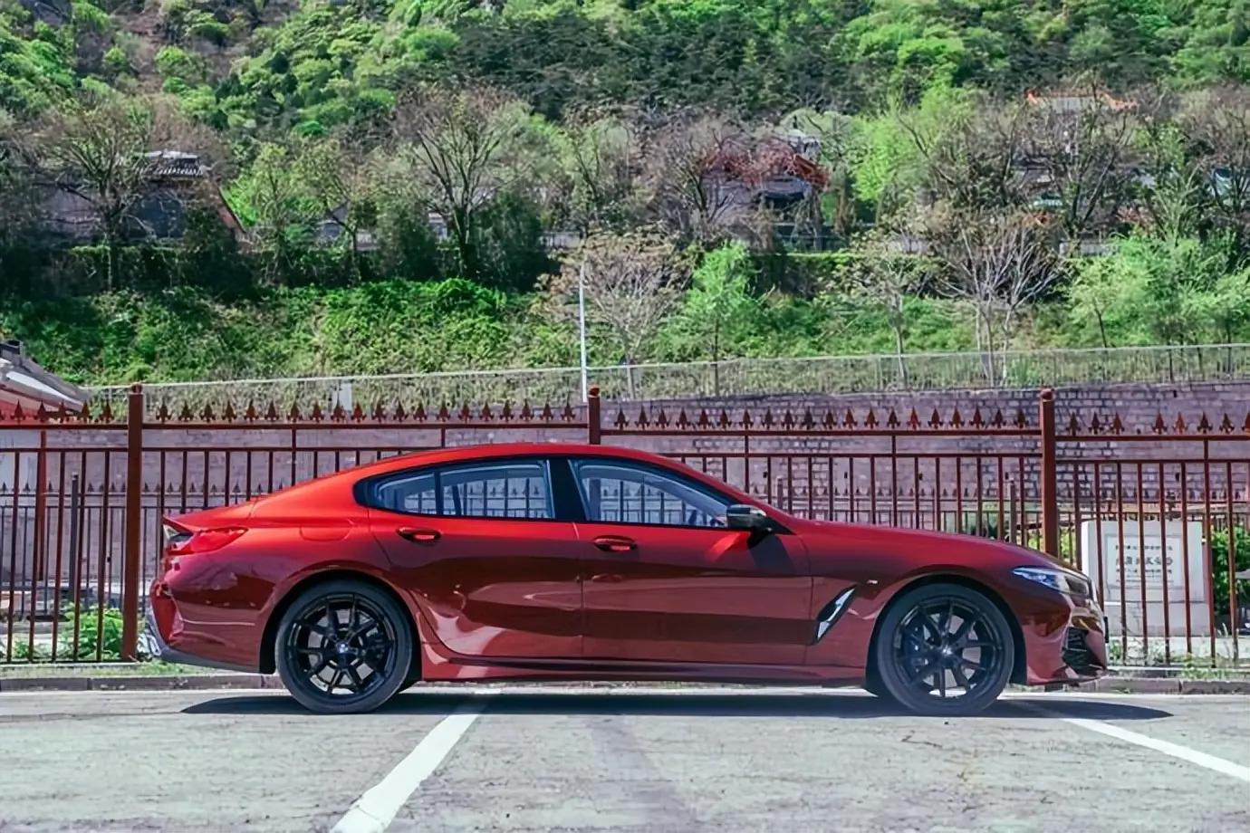 人生第一台轿跑全新宝马840i,宝马840i四门轿跑实测百公里加速