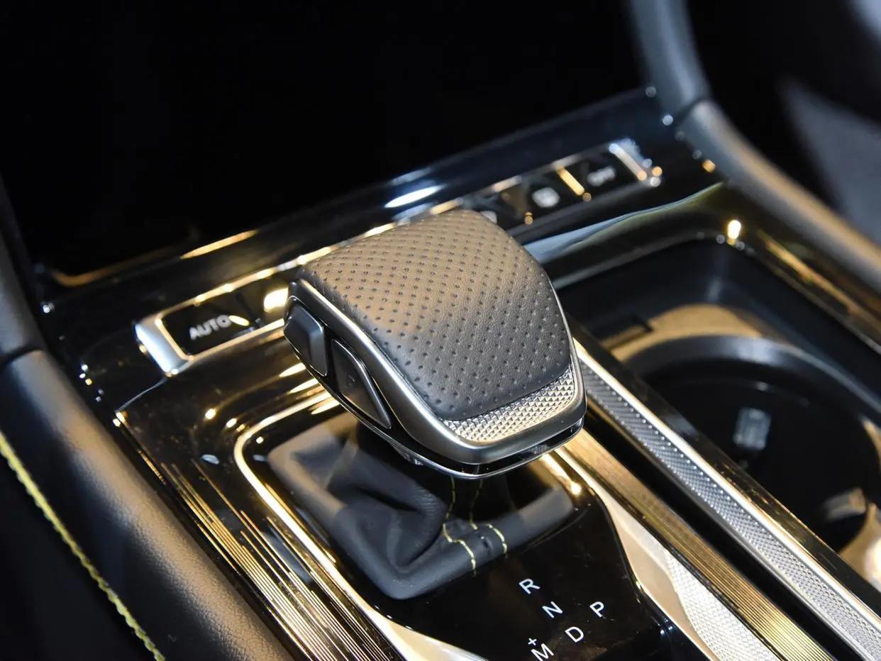 2.0t+8at的动力组合的合资车,车长超过5米的车价格10万