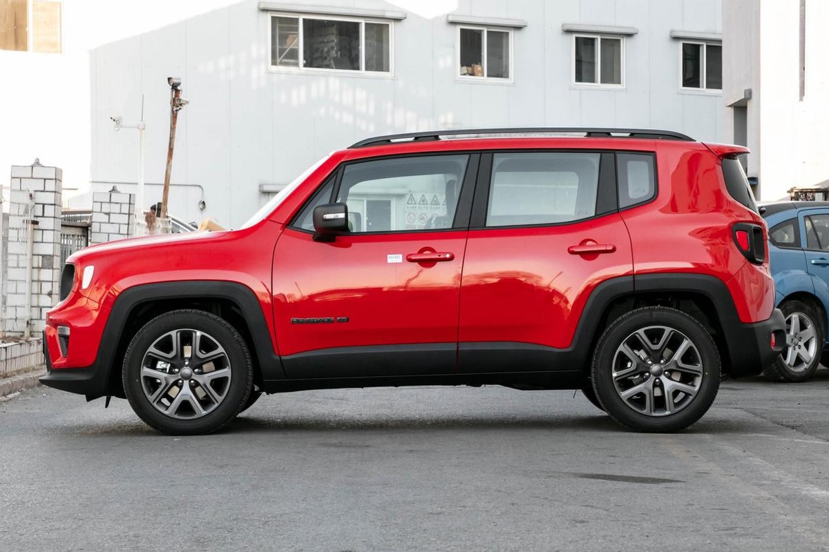 吉普自由侠2017款1.4t多少钱,试驾吉普自由客2.4