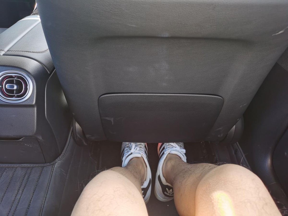 长轴距奔驰c级2024款多长,奔驰c级w124