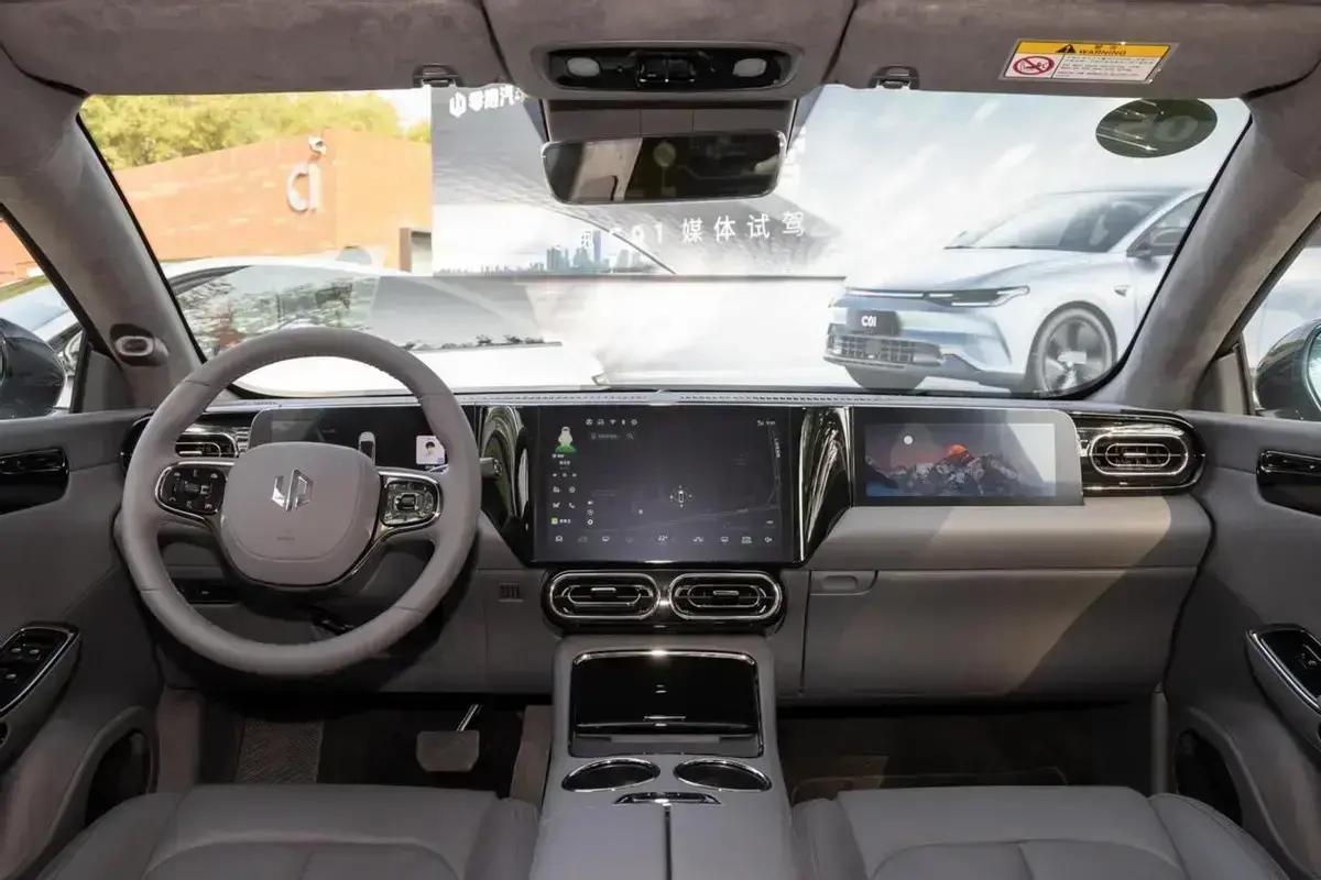 不到15万可以买哪些大空间的轿车,不到15万元就能买这几款车