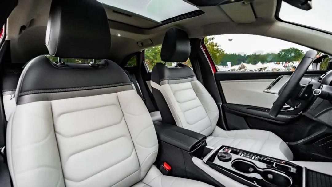 哪款轿车比凡尔赛c5x好,凡尔赛c5x哪款车值得买