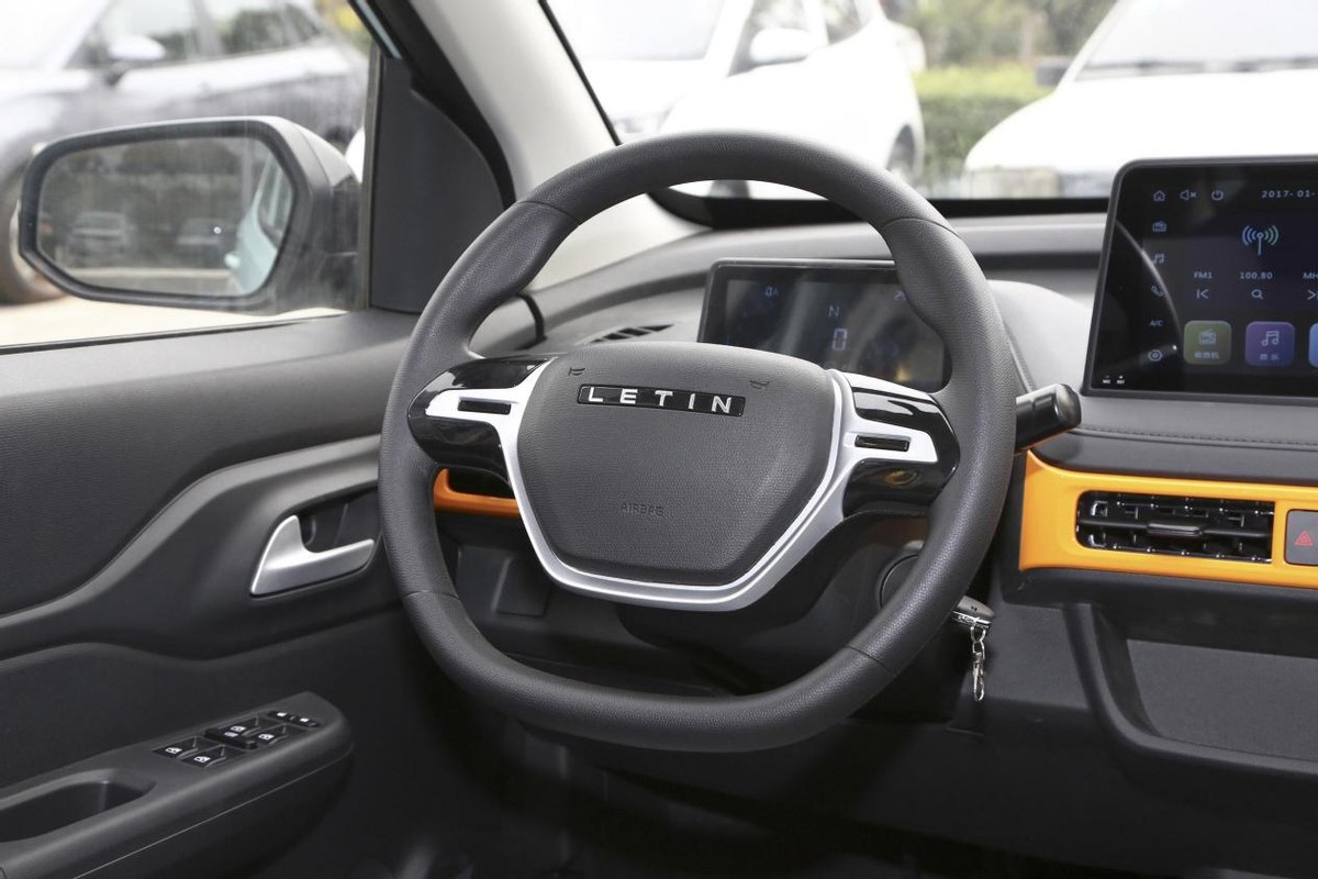 新雷丁芒果续航400公里最低价格,雷丁芒果335公里续航落地价多少钱