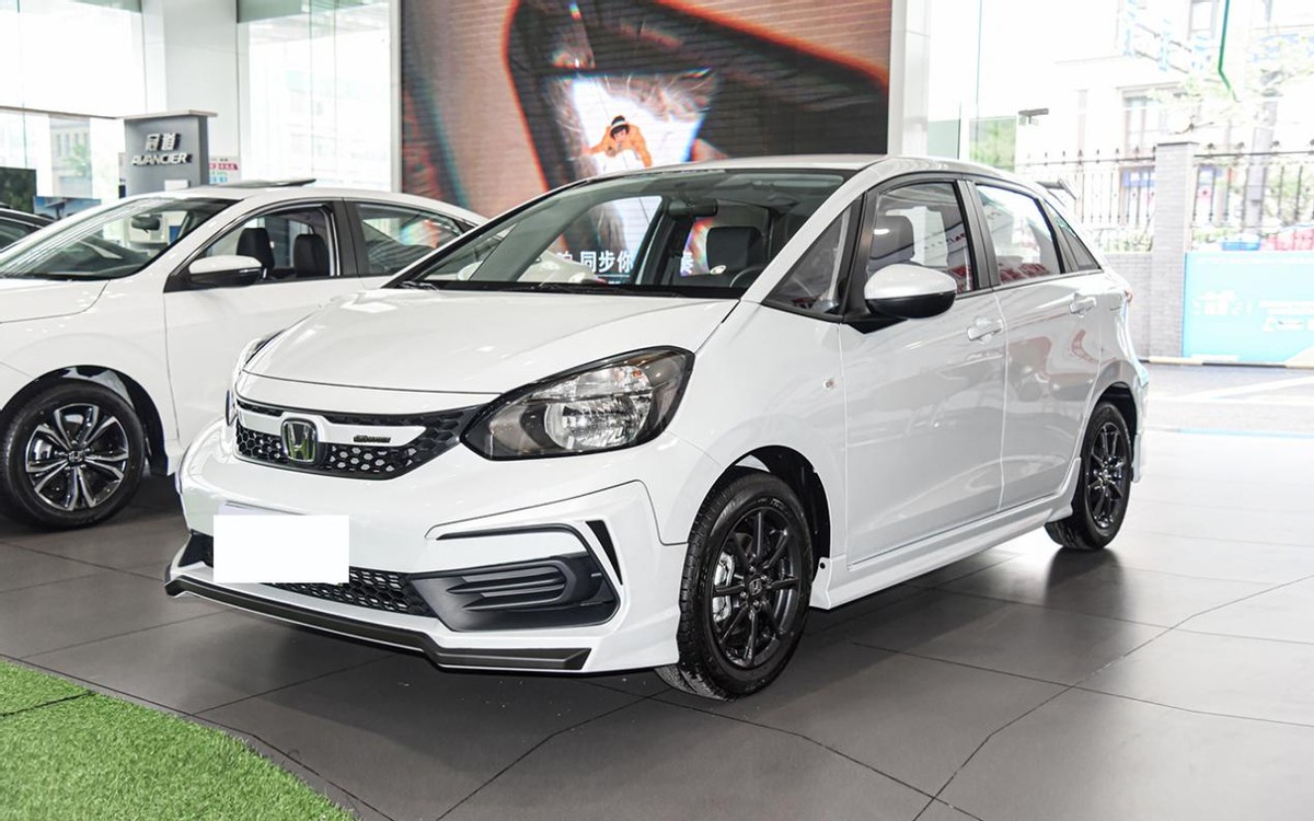 广本飞度全新七座13万,全新一代飞度三厢版上市