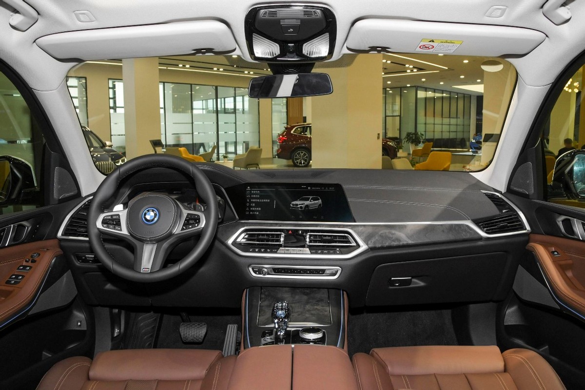 百公里油耗2.6平均一公里多少钱,百公里油耗2.5升每公里多少钱