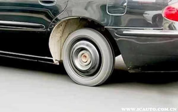 备胎跑500公里对车有影响吗,备胎开100多公里对车有伤害吗