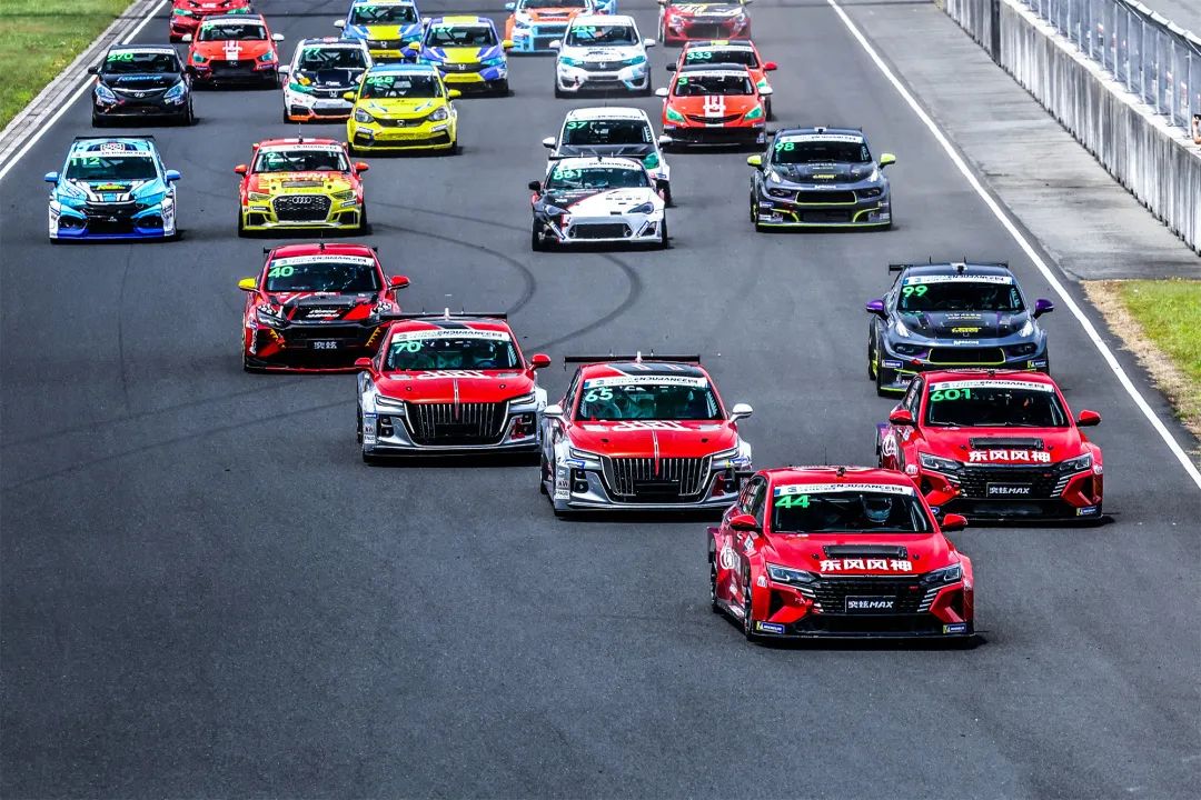 奕炫冠军版,2020汽车赛道冠军奕炫