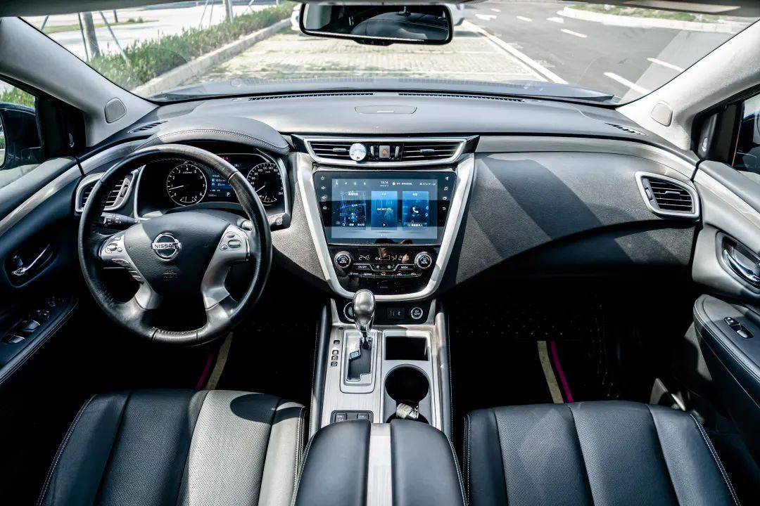 动力与舒适性兼得实拍日产楼兰,试驾日产楼兰最新款