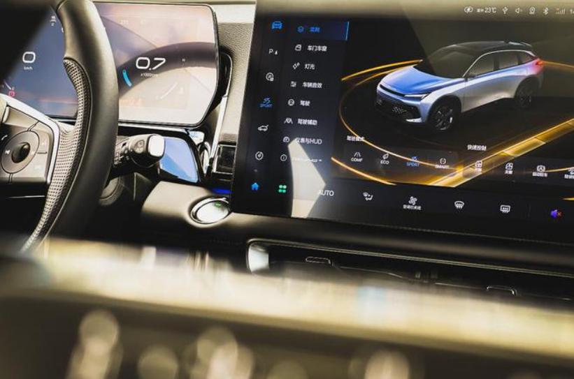 燃油车有智能网联吗,燃油车电动车智能车