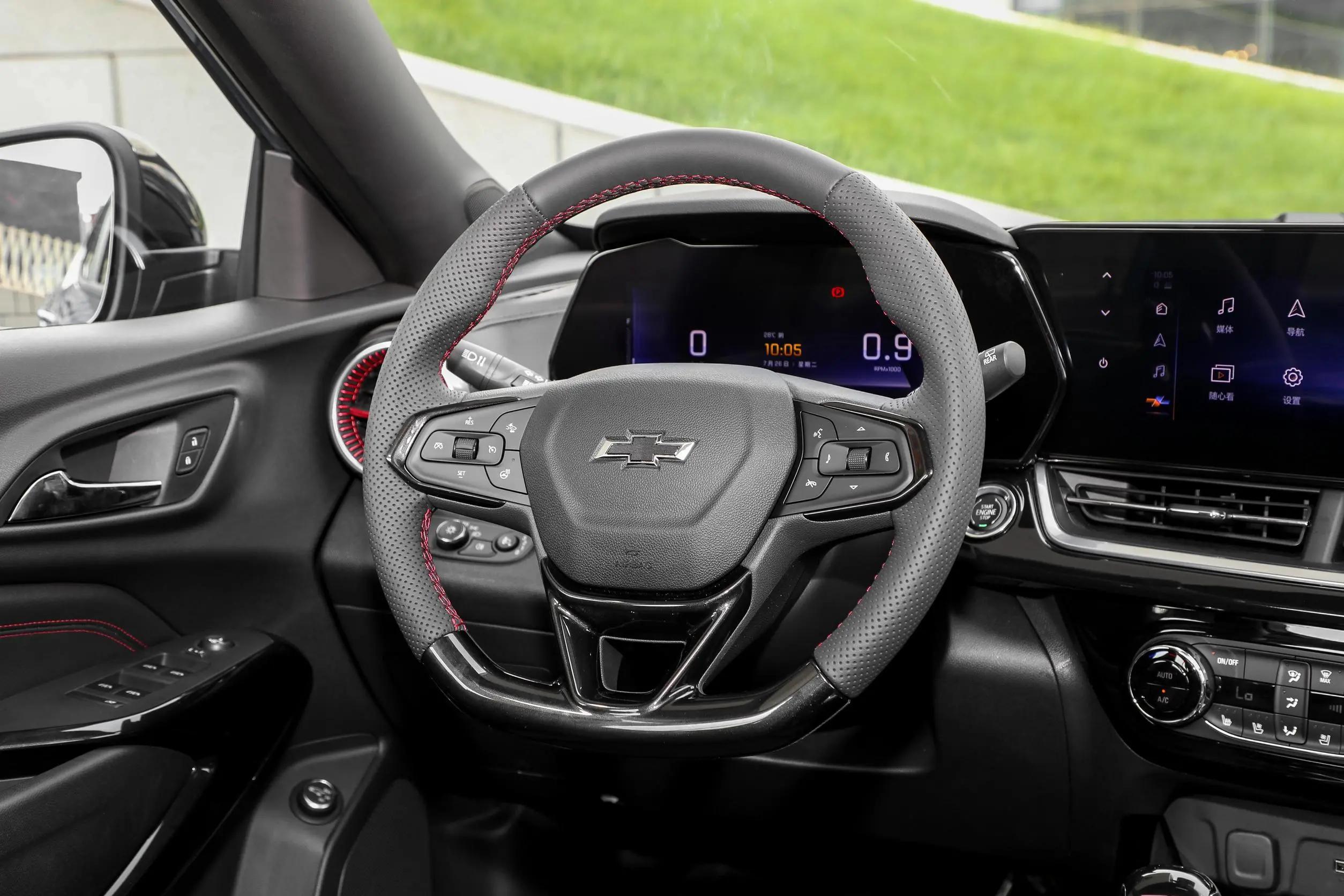 雪佛兰科迈罗2023有哪几个款式,雪佛兰星迈罗redline曜黑威蜂版