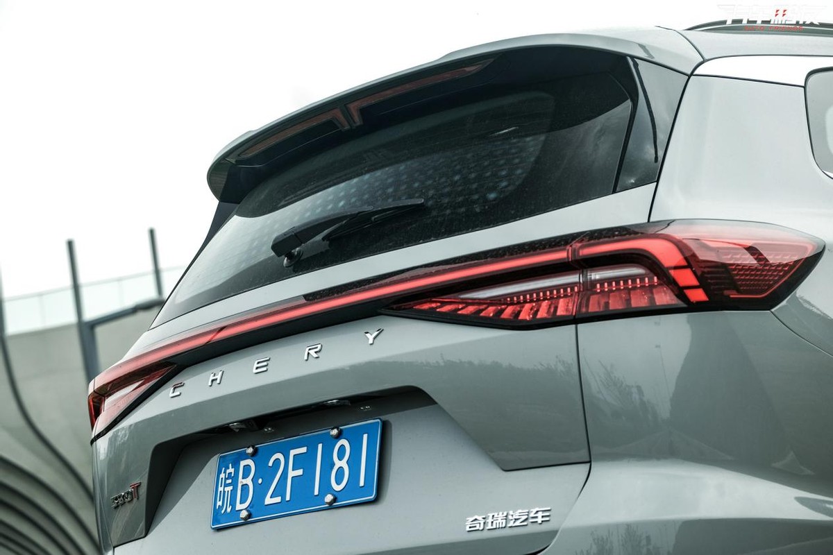 奇瑞瑞虎8pro巅峰版试驾五座,奇瑞瑞虎8pro四驱顶配深度试驾