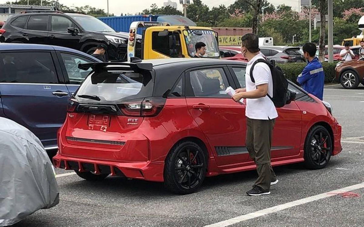 广本飞度全新七座13万,全新一代飞度三厢版上市